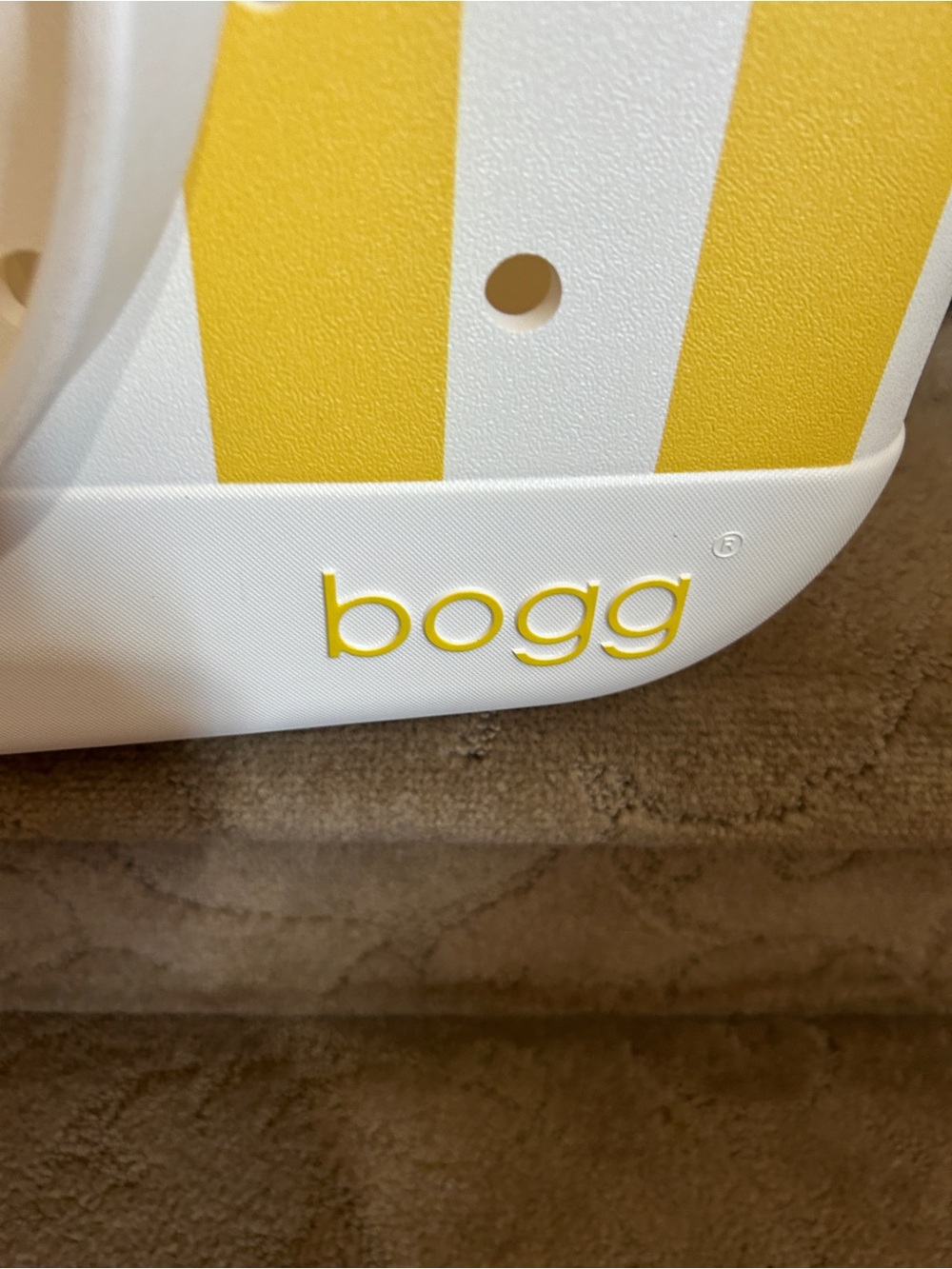 - NWT LIMONCELLO YELLOW STRIPED LARGE BOGG BAG - Picture 2 of 2